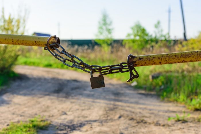 barrier lock chain